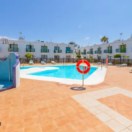 Tiffany Pool View & Wifi By Irent Fuerteventura