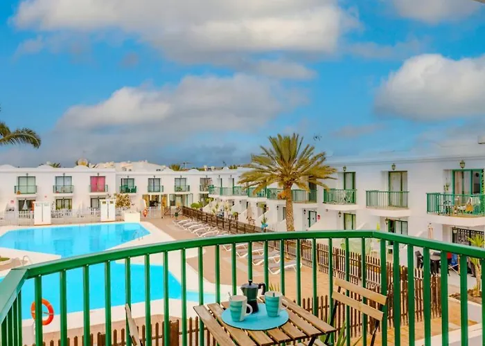 Tiffany Pool View & Wifi By Irent Fuerteventura アパート